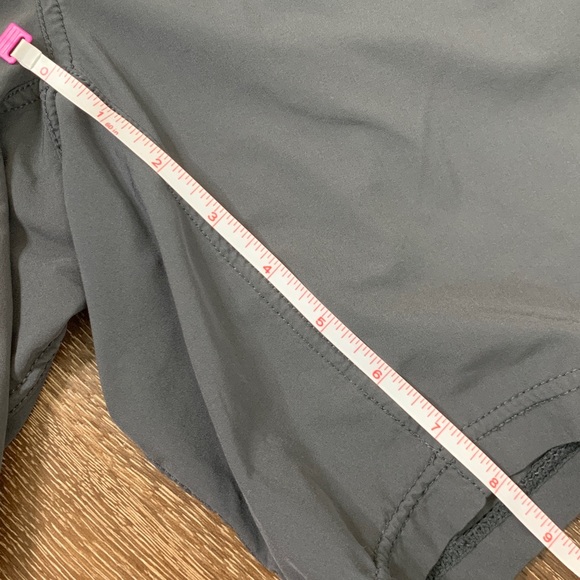 Vuori Mens kore gray lined drawstring shorts M - Picture 9 of 9